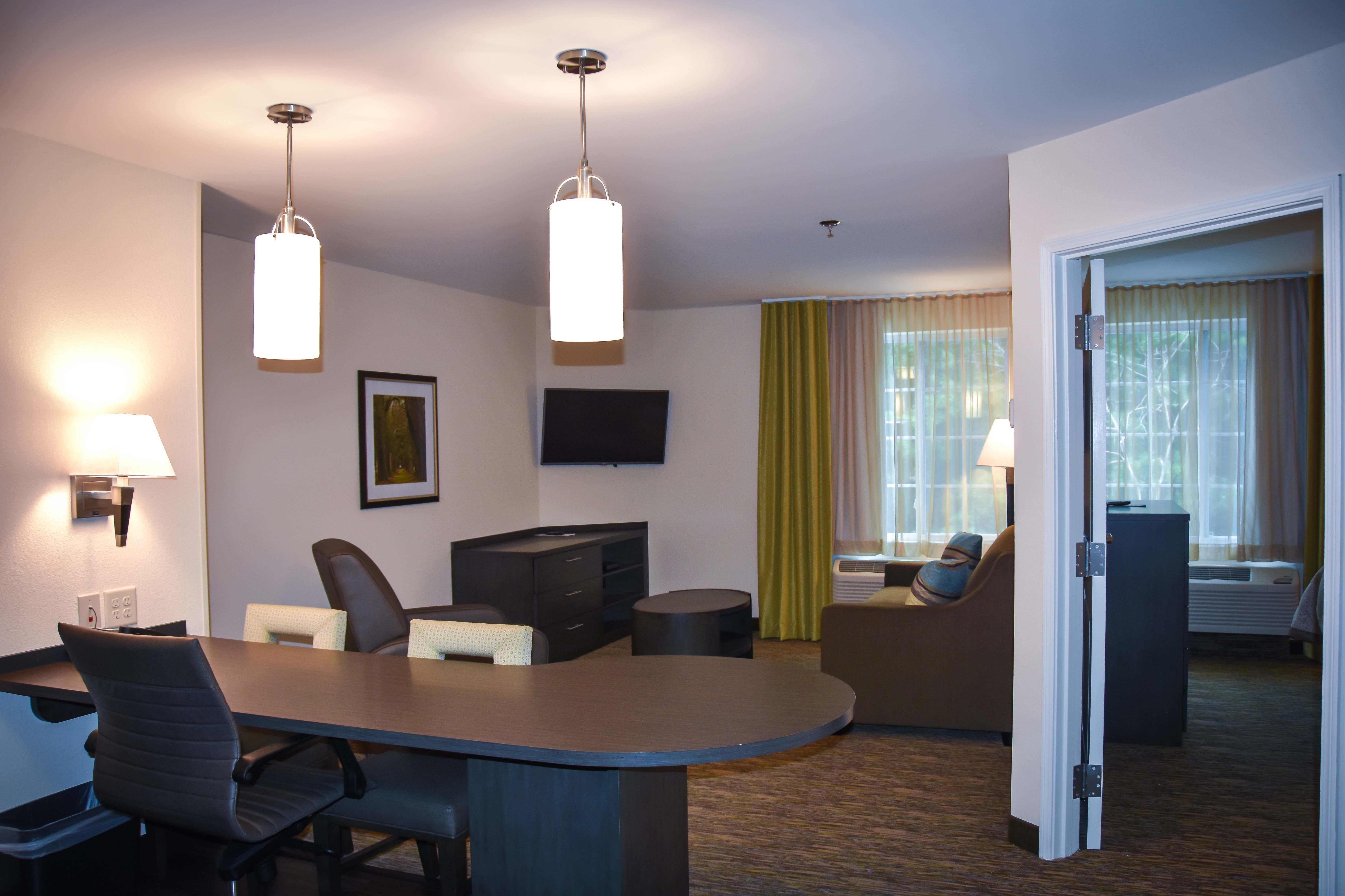 Candlewood Suites Columbus-Northeast, An Ihg Hotel Exterior foto